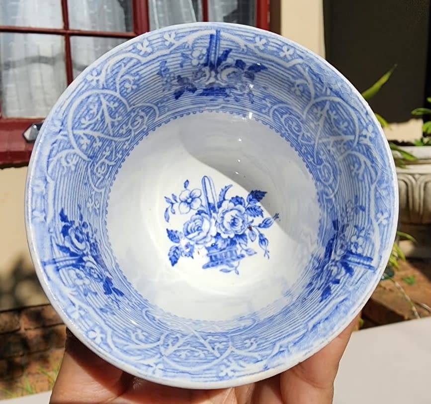 English Porcelain A 240 Year Old! (circa 1780) Caughley England